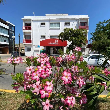 Hotel Lb Manzanillo Εξωτερικό φωτογραφία