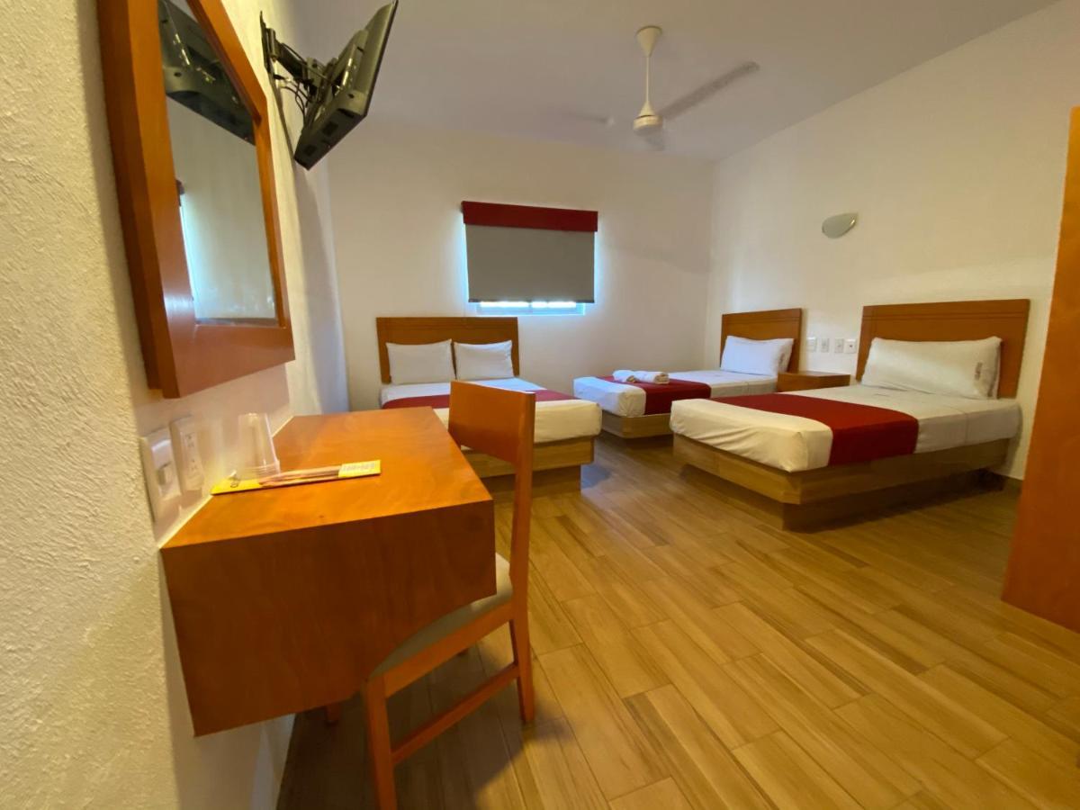 Hotel Lb Manzanillo Εξωτερικό φωτογραφία